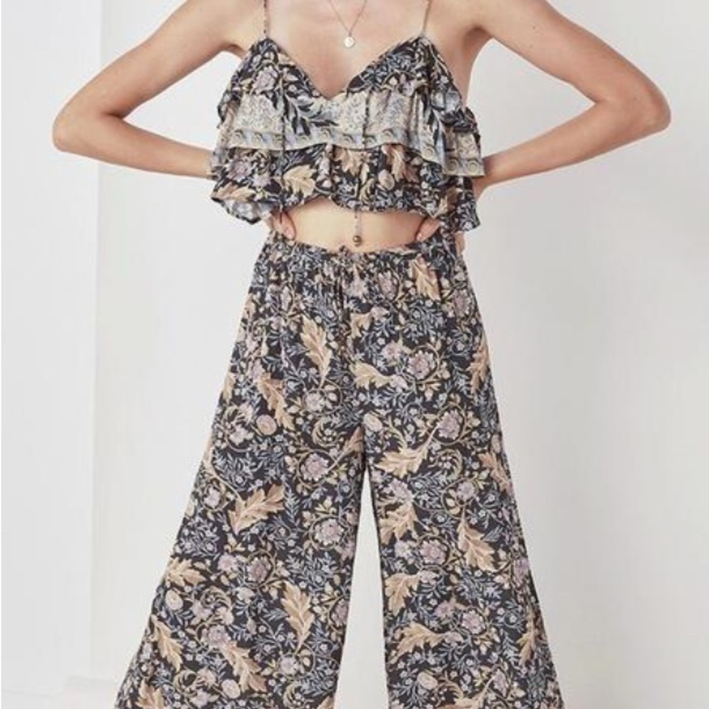 SOLD ELSEWHERE TY 💕

Oasis Palazzo Pants Size Small